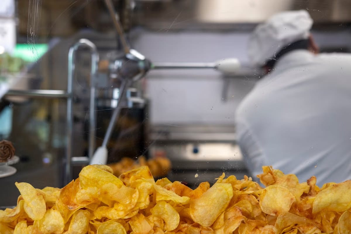 Britons consume salt equal to 155 crisp packets a week, study finds — Static.independent.co.uk