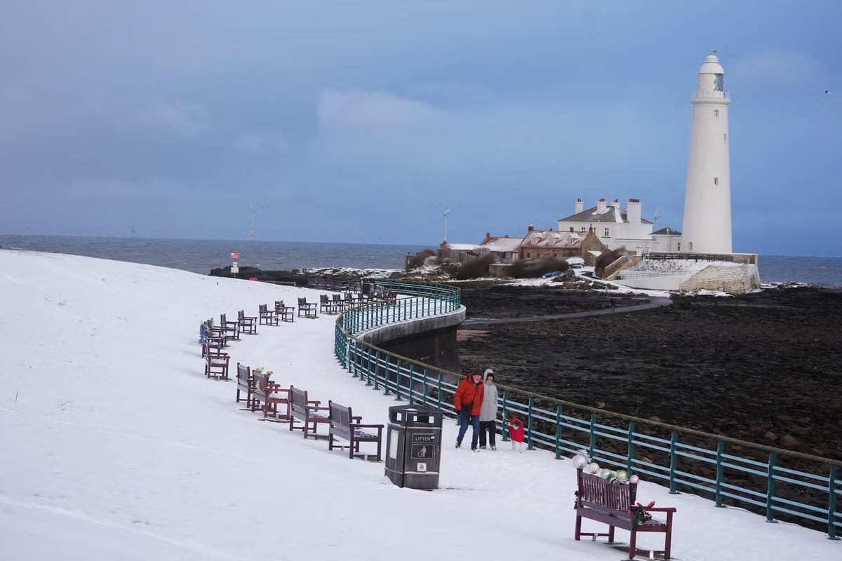 Met Office issues snow and ice warnings as Storm Goretti approaches UK — Static.independent.co.uk