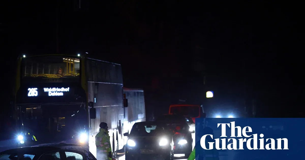 Anarchist militants claim arson that cut power to about 45,000 Berlin homes — I.guim.co.uk