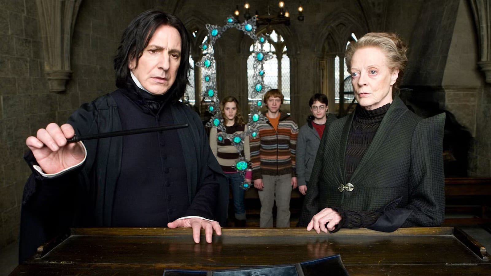 Alan Rickman relieved to play a 'decent' role after being typecast as a villain — Static0.moviewebimages.com