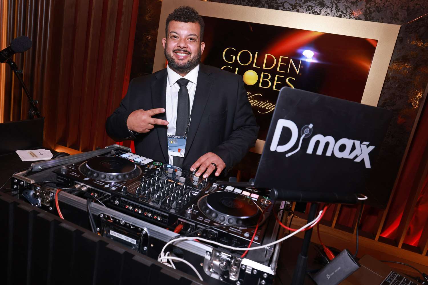 Golden Globes DJ’s walk-up song choices leave viewers puzzled — People.com