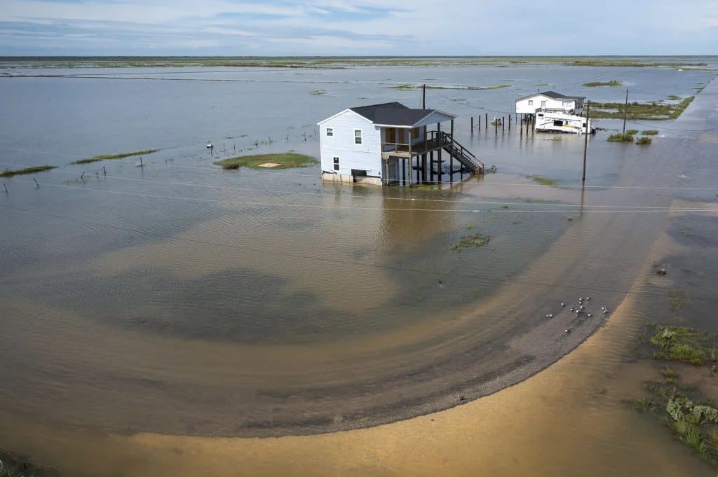 Public climate‑risk tools are being removed as homeowners lose access to data — Api.time.com