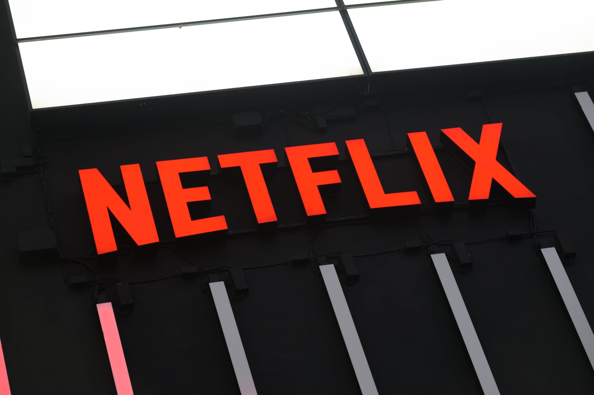 Netflix wins KPopDemonHunters.com domain in UDRP decision — Helios-i.mashable.com