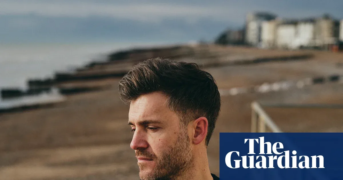 Benjamin Wood wins Nero fiction prize; Perry, Lynch and Gavin also named winners — I.guim.co.uk