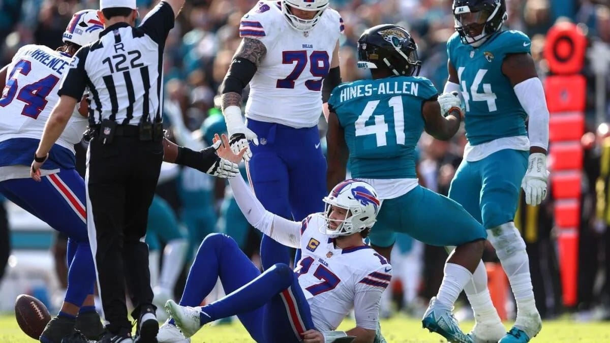 Divisional round injury updates: Allen full, Collins absent, Warner limited — Sportshub.cbsistatic.com