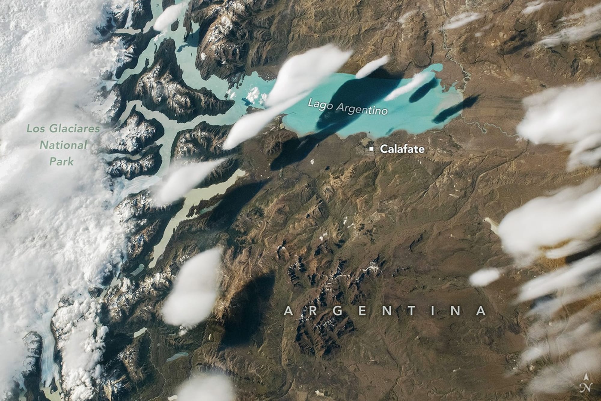 Fish-shaped clouds photographed over Lago Argentino likely lenticular, NASA scientists say — Assets.science.nasa.gov