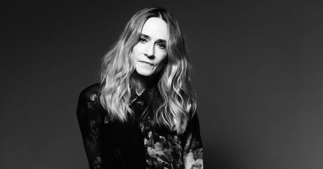 Holly Hunter stars as a long‑lived captain in Star Trek: Starfleet Academy — Static01.nyt.com