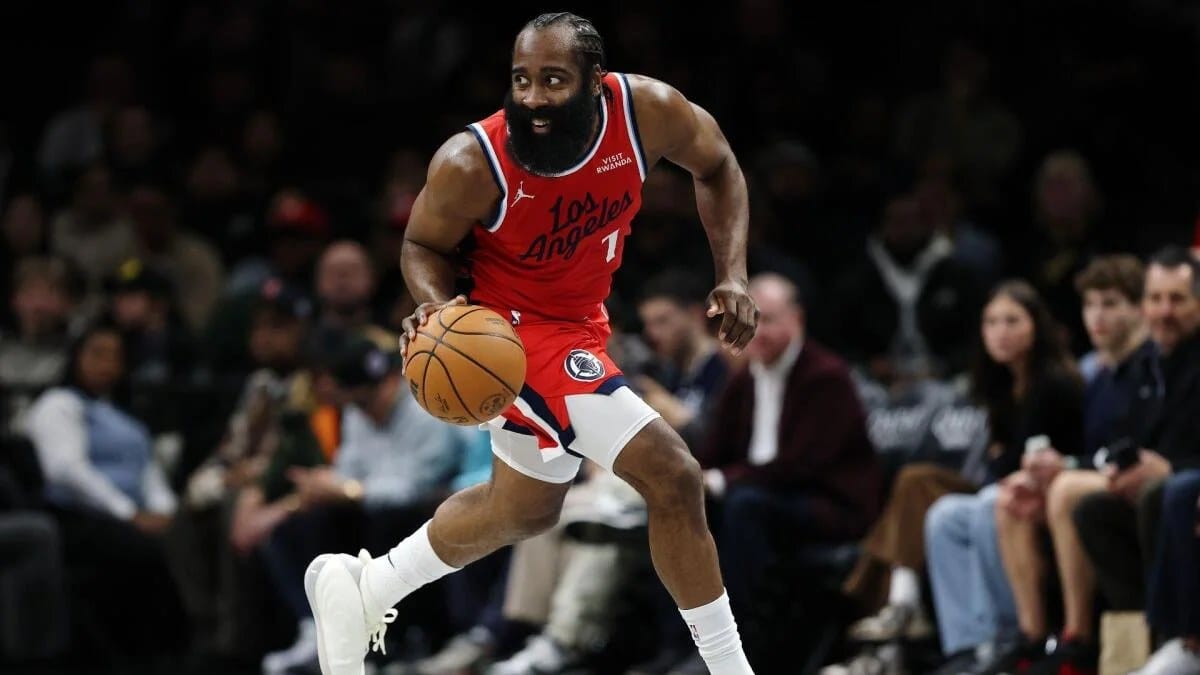 Clippers rally from 6-21 start, now a half-game from play-in spot — Sportshub.cbsistatic.com