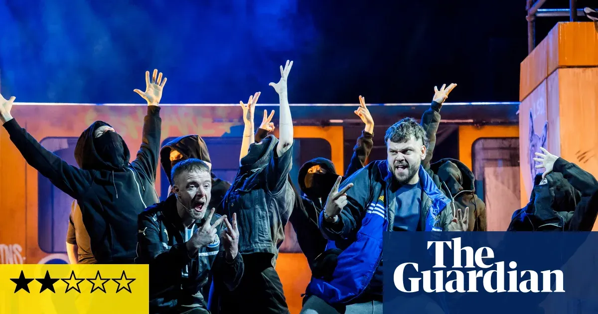 Gerry and Sewell at Aldwych: Gateshead duo chase Newcastle United season ticket — I.guim.co.uk