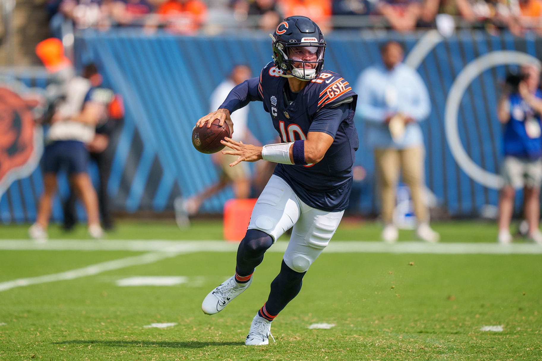 Rams visit Bears in Divisional Round at Soldier Field — Nbc.com