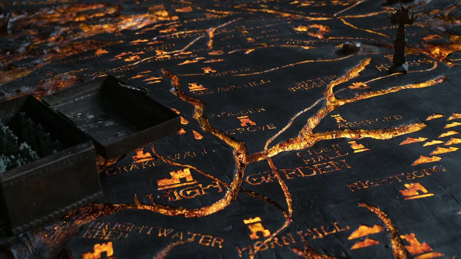 Interactive map tracks locations and events across Westeros and Essos — Static0.polygonimages.com