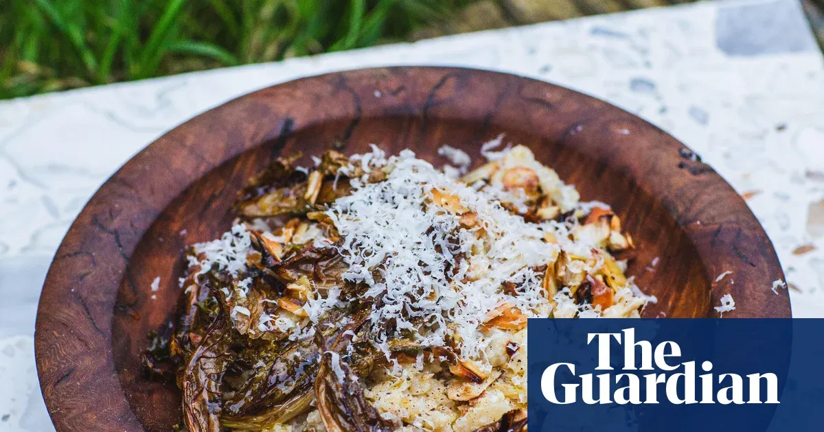 Grain-free cauliflower and almond ‘risotto’ recipe using whole cauliflower — I.guim.co.uk