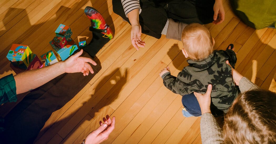 Specialty apps report rise in platonic co-parenting matches — Static01.nyt.com