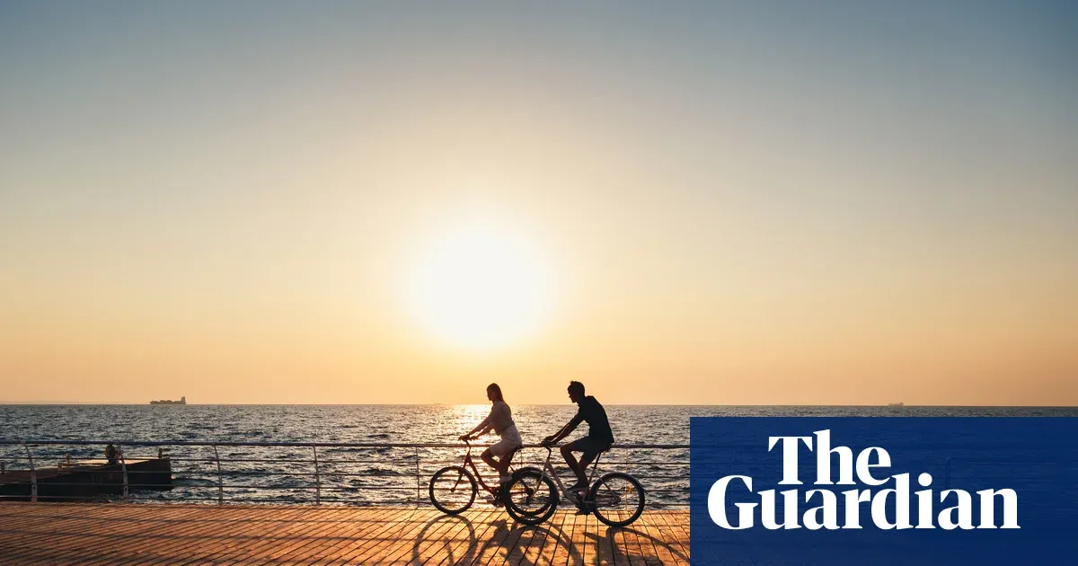 Guardian asks readers for favourite romantic places in Europe; £200 Coolstays prize — I.guim.co.uk