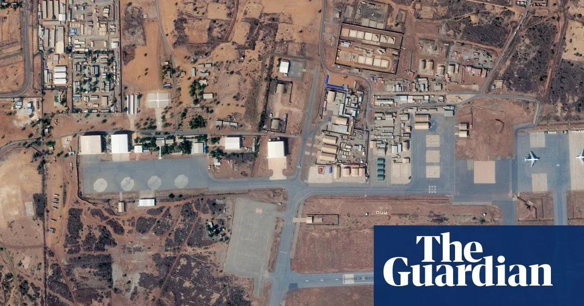 Gunfire and blasts heard at Niamey airport; Asky planes reportedly damaged — I.guim.co.uk