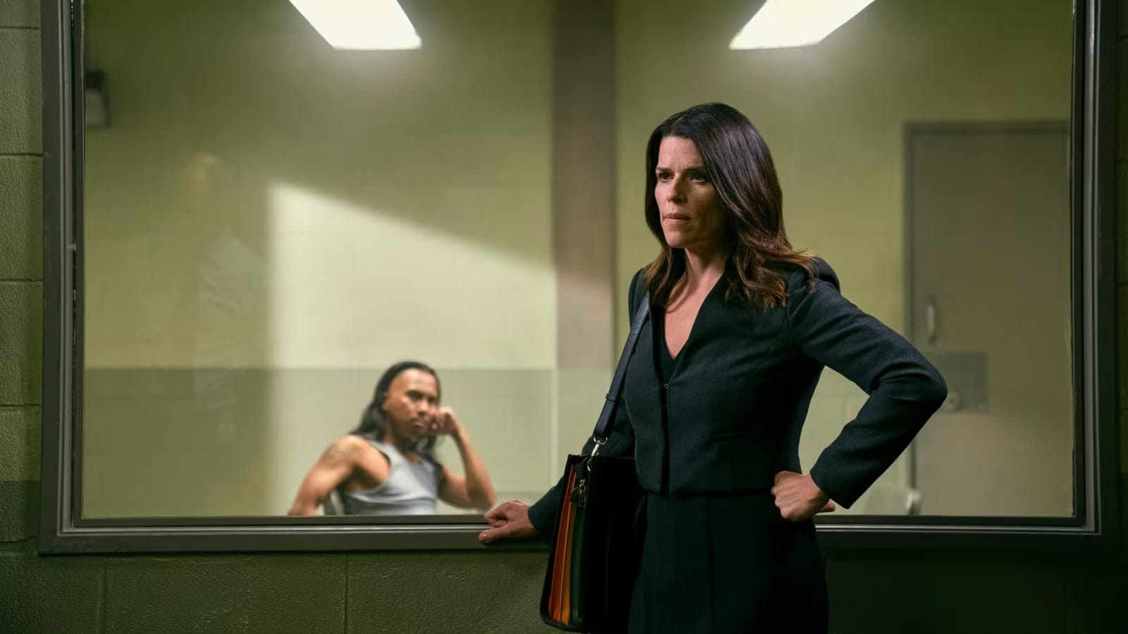 The Lincoln Lawyer Season 4 returns to Netflix Feb. 5 — Mickey Haller fights for freedom — Static0.moviewebimages.com