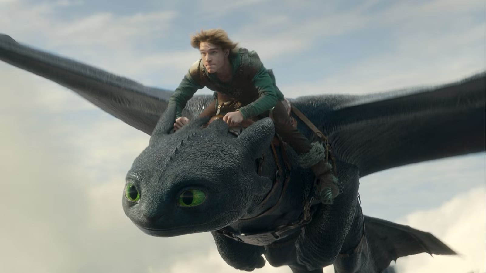 Phil Dunster (Ted Lasso) to Play Eret in Live‑Action How to Train Your Dragon 2 — Static0.moviewebimages.com