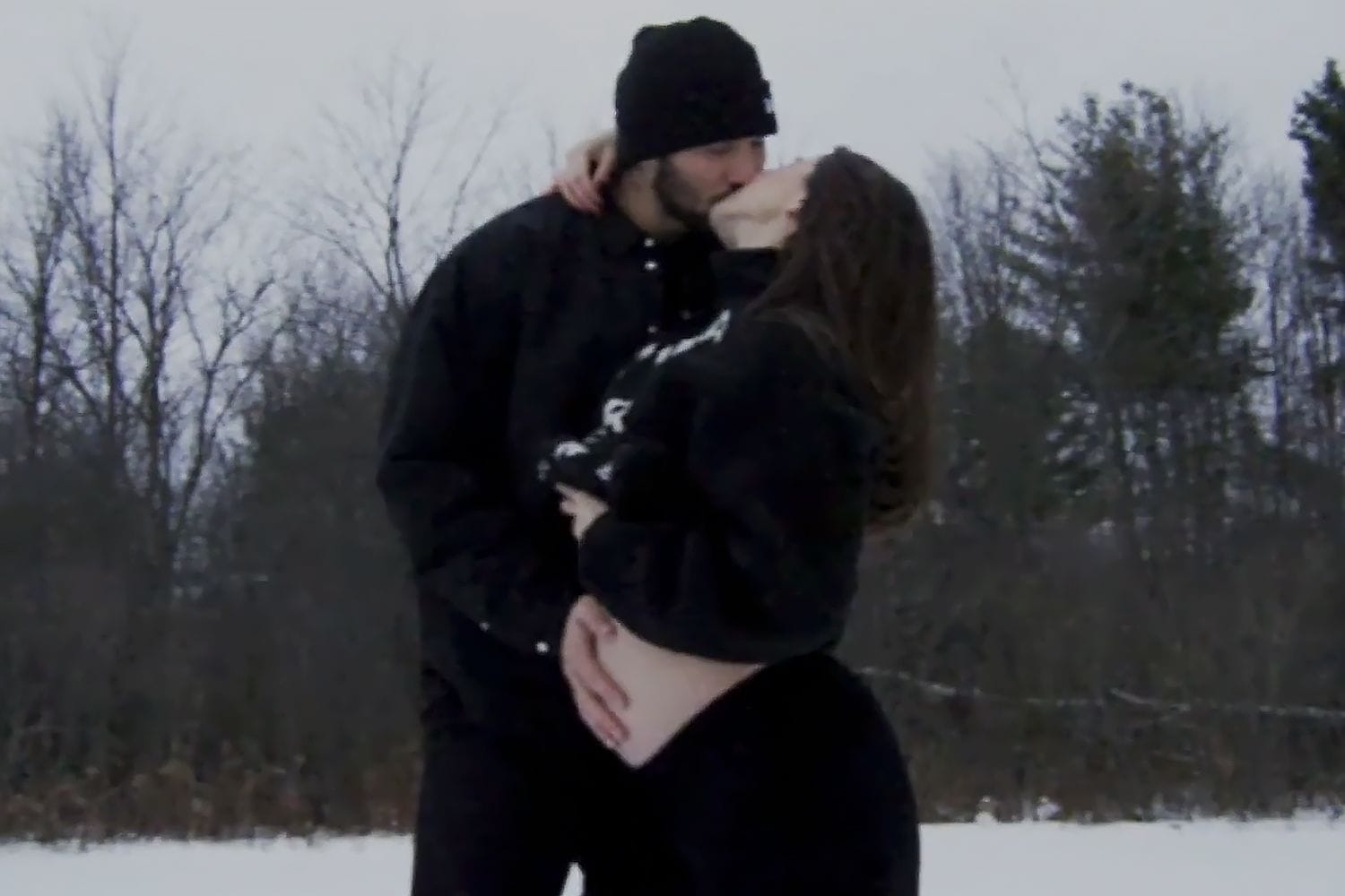Josh Allen says he and pregnant Hailee Steinfeld will 'figure things out' as parents — People.com