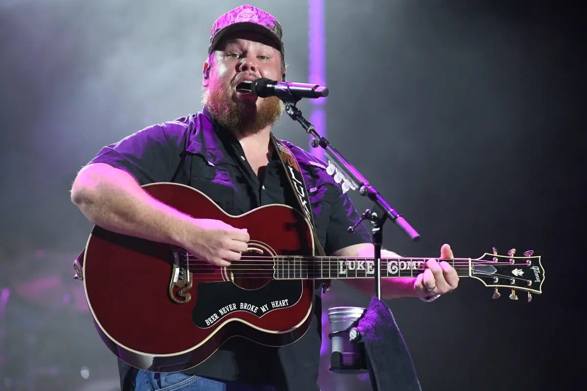 Luke Combs pulls out of Madden Bowl as baby nears; 'family always comes first' — pagesix.com