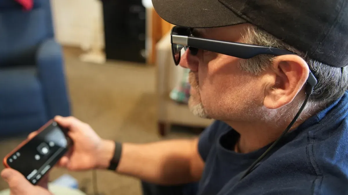 I wear these $450 XR glasses to get work done during my commutes — Latest news