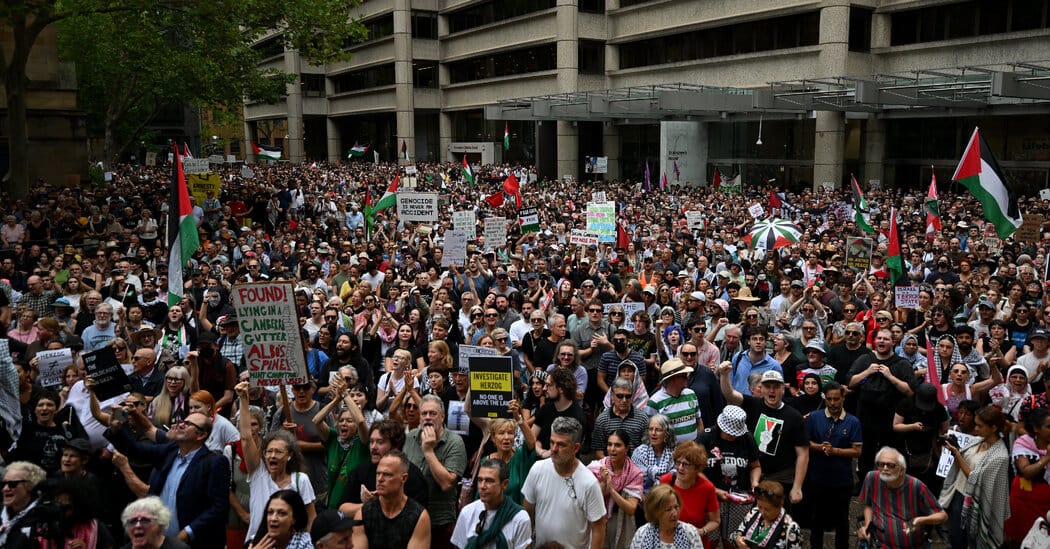 Australia Visit by President Herzog of Israel Prompts Protest — NYT > World > Middle East