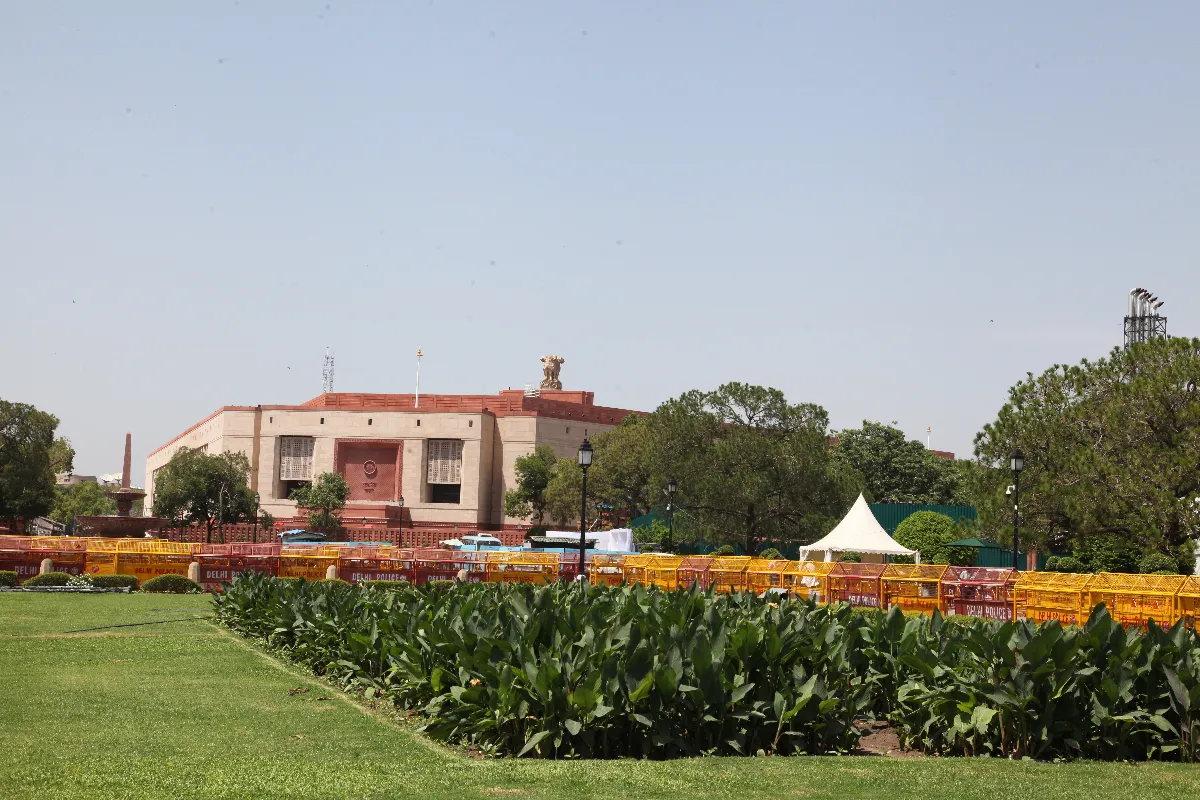 India tightens rules on deepfakes and shortens takedown timelines — TechCrunch