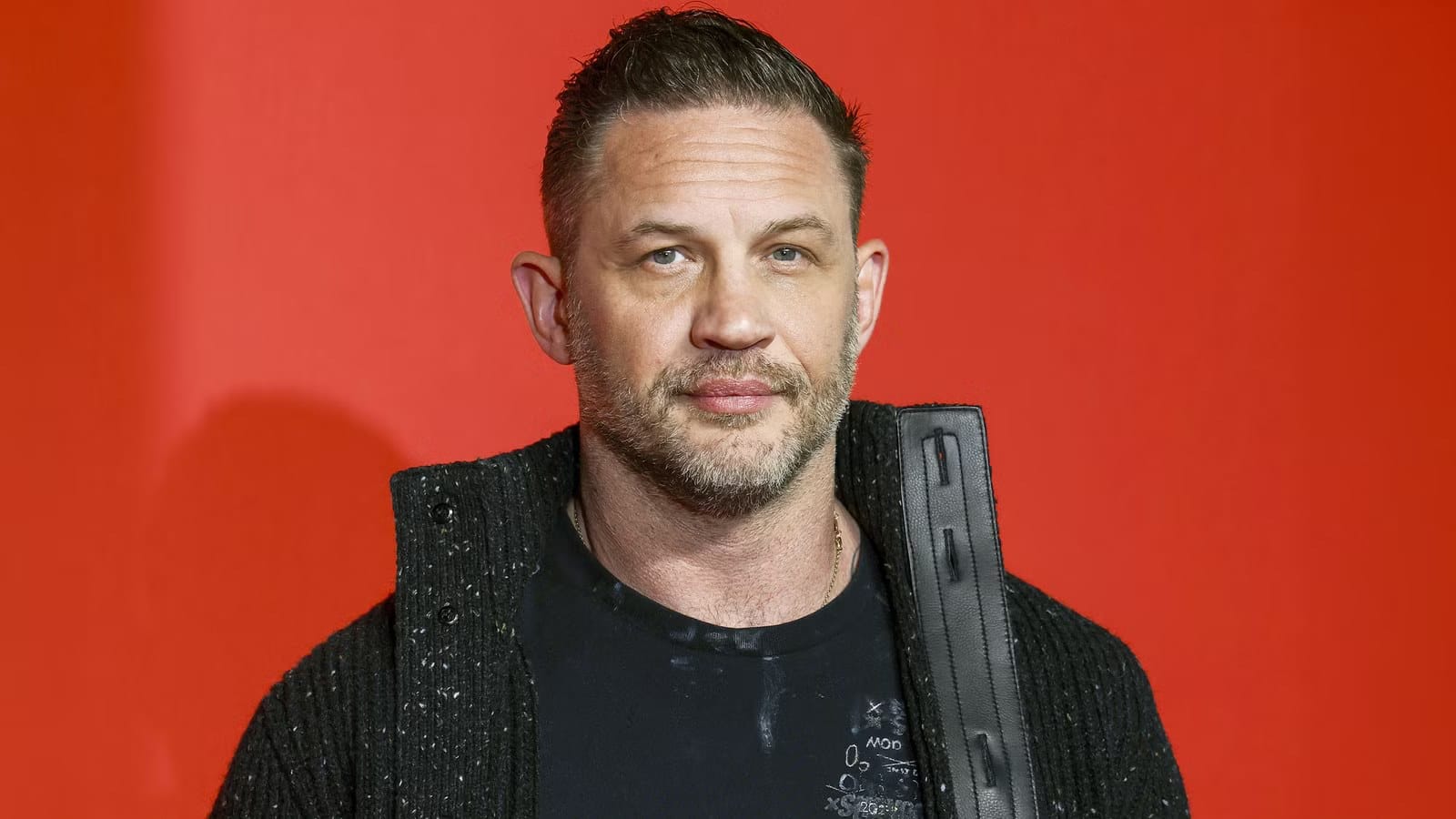 Tom Hardy’s Gritty Crime Saga Levels Up in Season 2 — Collider
