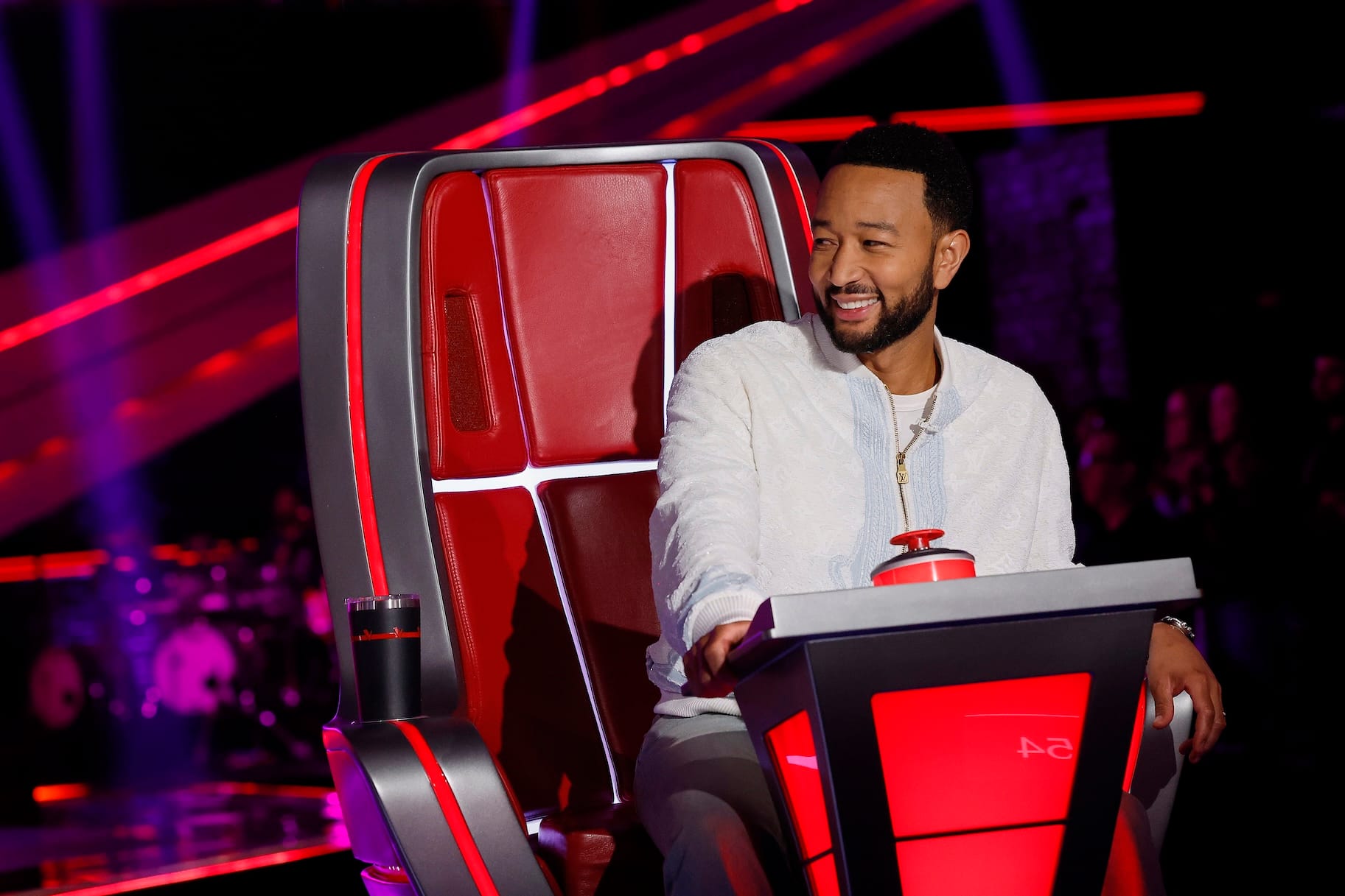 John Legend Raps 'Drop It Like It's Hot' at NYC Karaoke Bar — Nbc