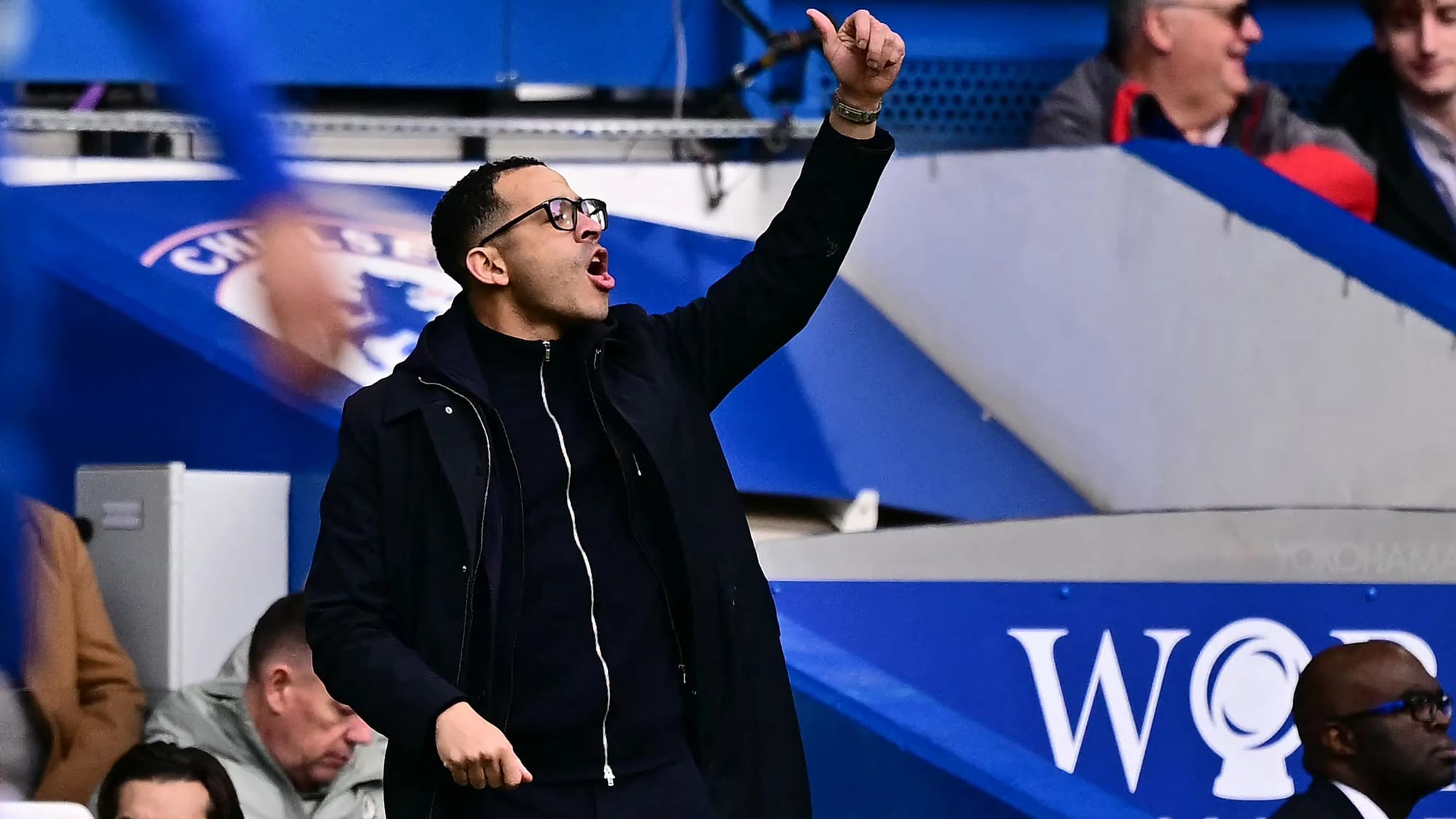 Robert Sanchez criticised for 'non-league' error as Chelsea held — Goal