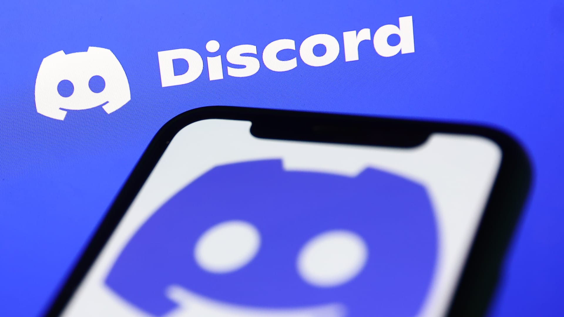 Discord delays global age verification rollout, ends Persona partnership — Pcgamer