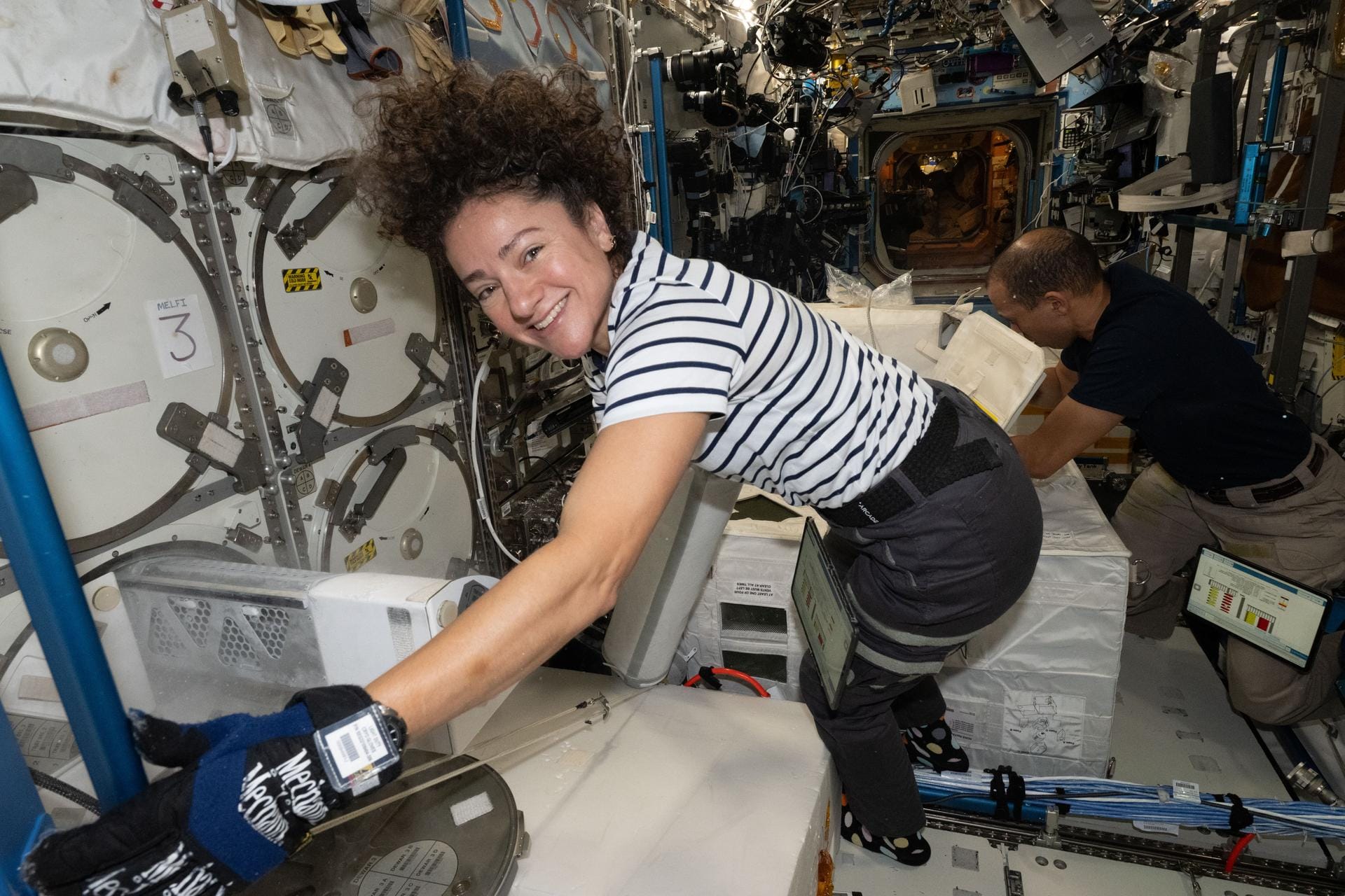 Dragon Returns to Earth as Crew Prepares Two Cargo Departures — NASA Science