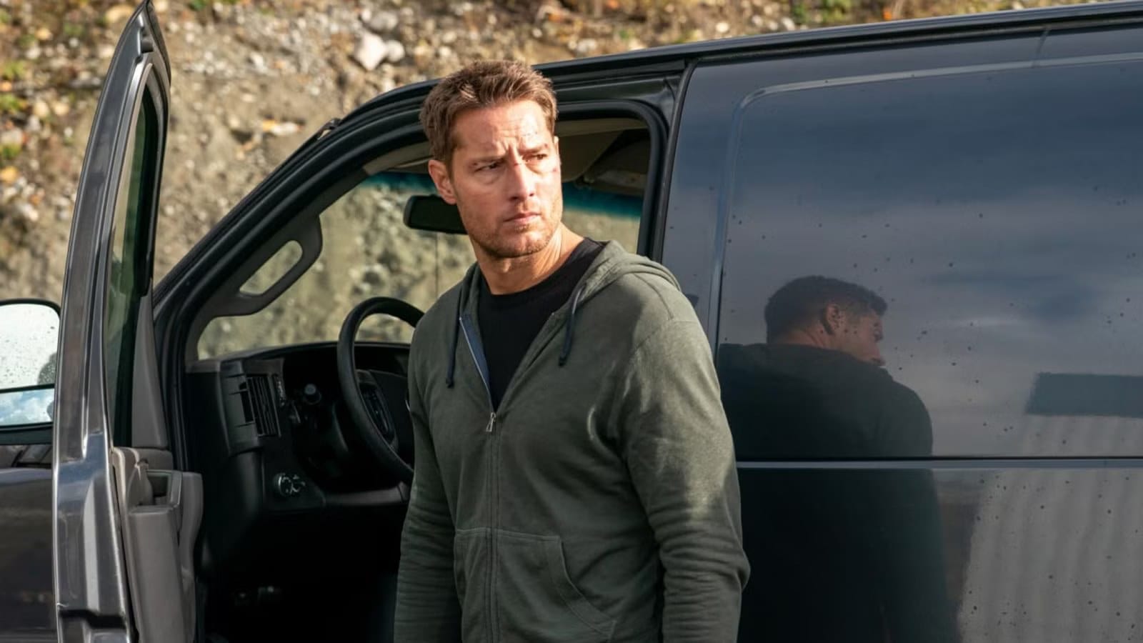 Tracker Throws Colter Shaw Into a Crime Conspiracy — Collider