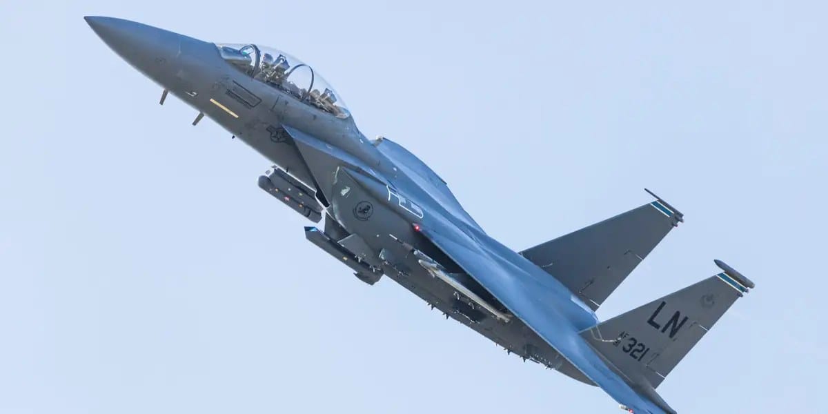 Several US warplanes crash over Kuwait, authorities say — Businessinsider