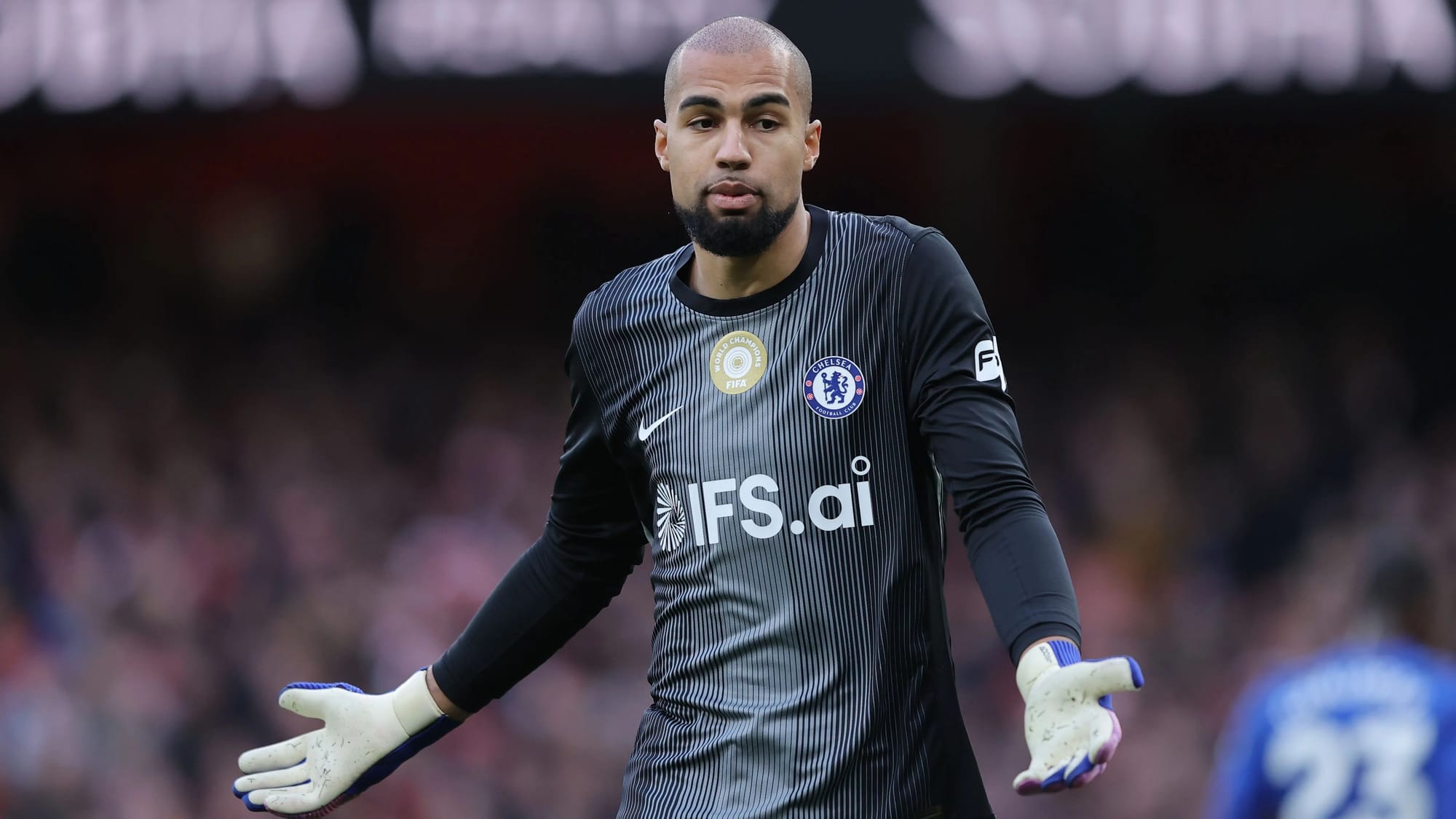 Joe Cole urges Chelsea to pursue James Trafford amid doubts over Robert Sanchez — Goal
