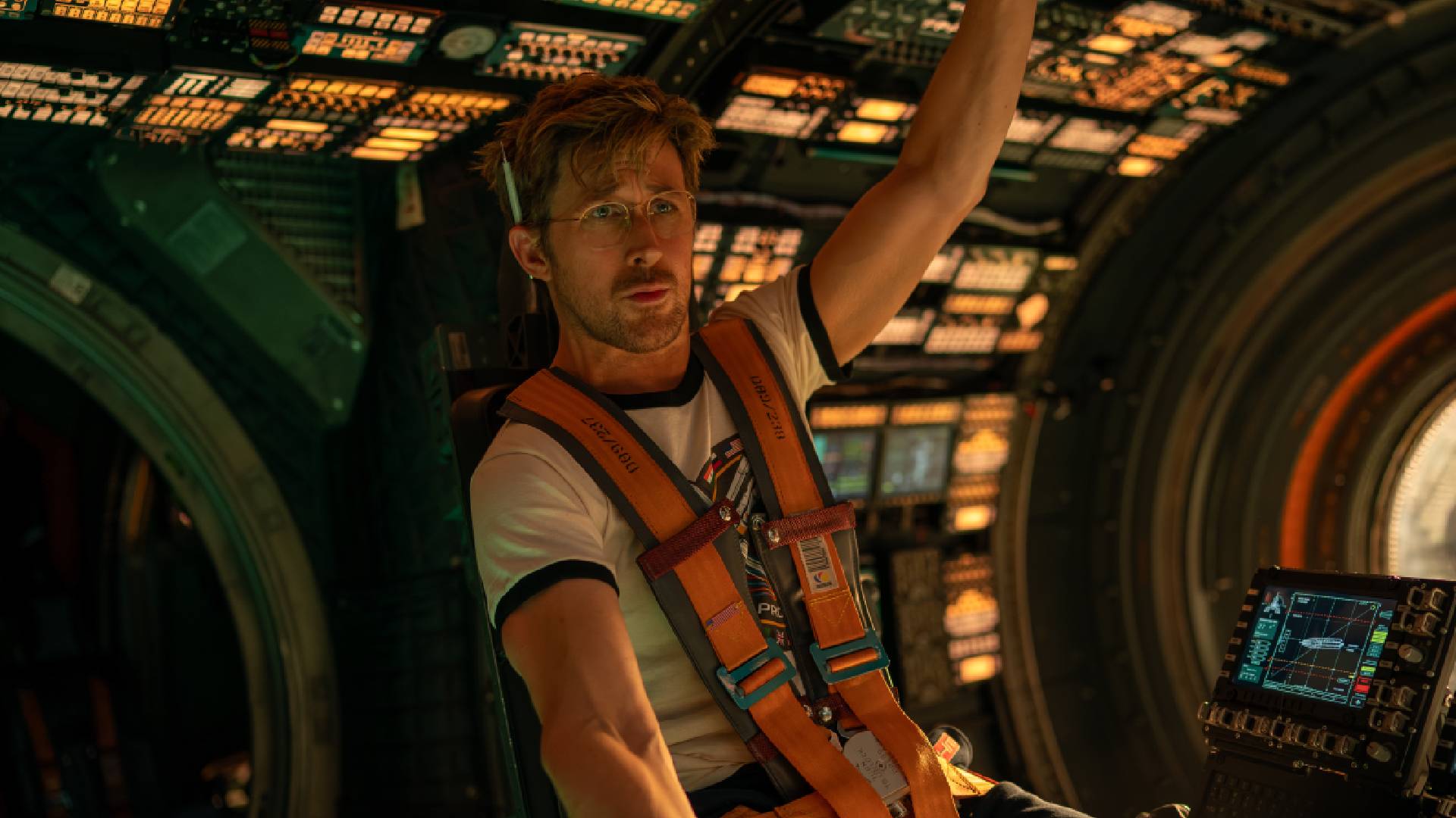 Project Hail Mary review: large-scale sci-fi with tons of heart — Gamesradar