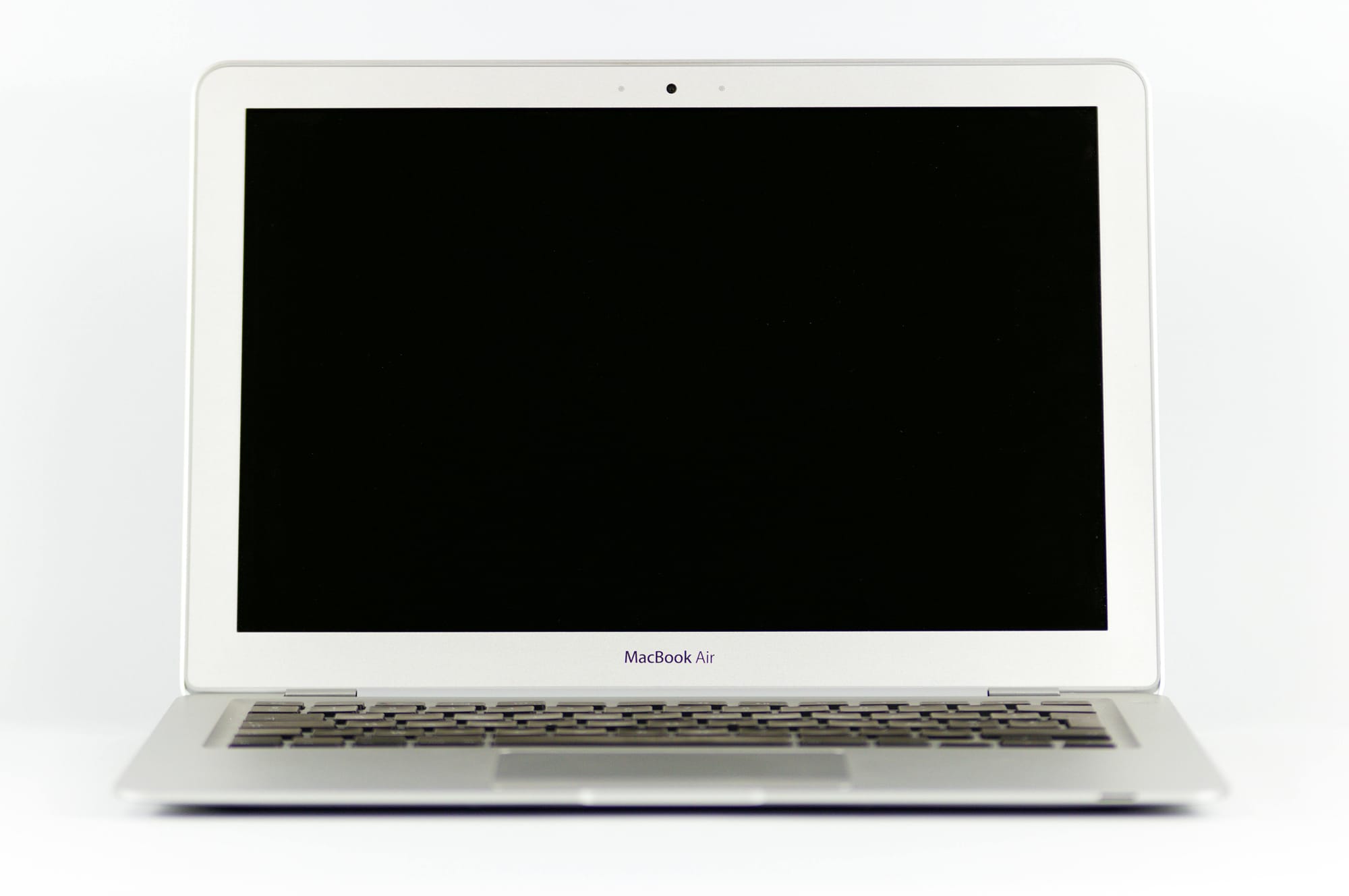 13.3-inch MacBook Air (8GB, 128GB) refurbished for $199.97 — Mashable