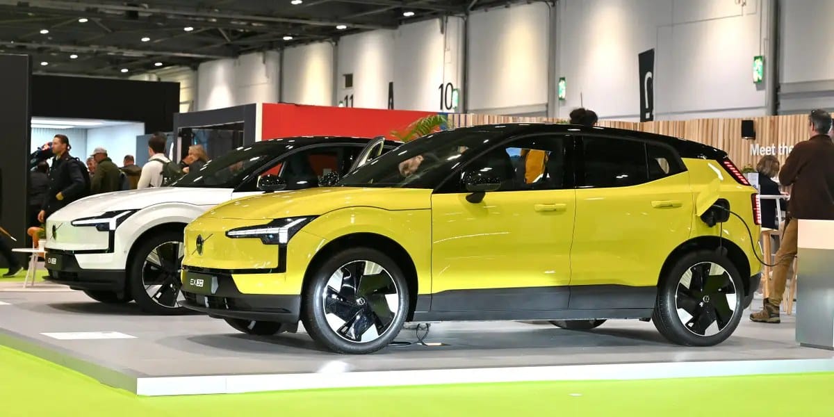 Volvo will end US sales of the EX30 and Cross Country — Businessinsider