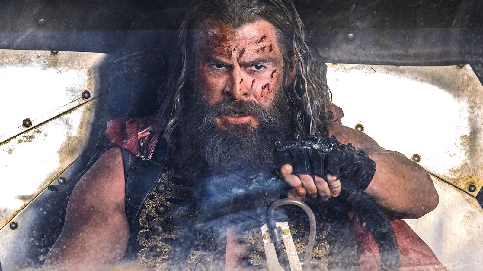 Chris Hemsworth Is Back in Action in New Off-Road Racing Movie — Movieweb