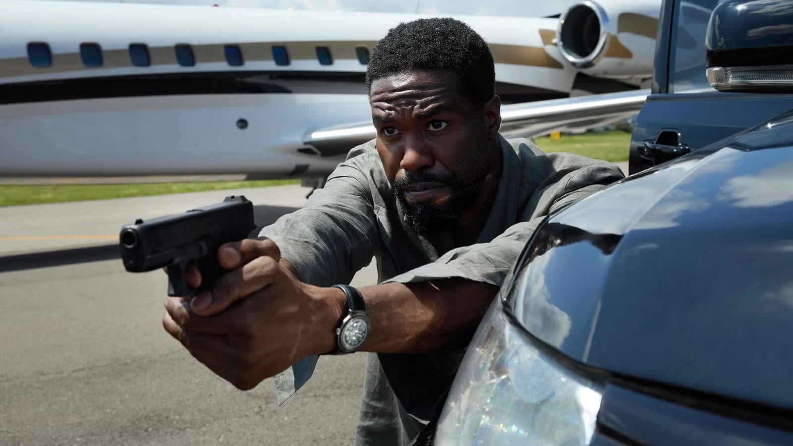 Netflix Superhero Series Tops Rebooted Action Thriller — Movieweb