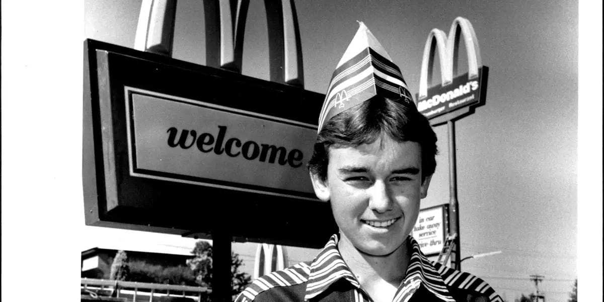 Vintage photos show what it was like to eat at McDonald's in the 1980s — Businessinsider