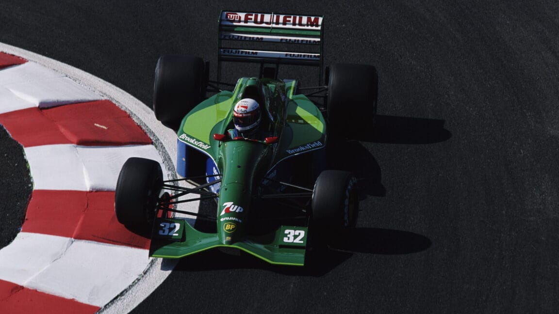 F1 set for engine changes in 2027 as debate over V8s returns — Cars - Ars Technica