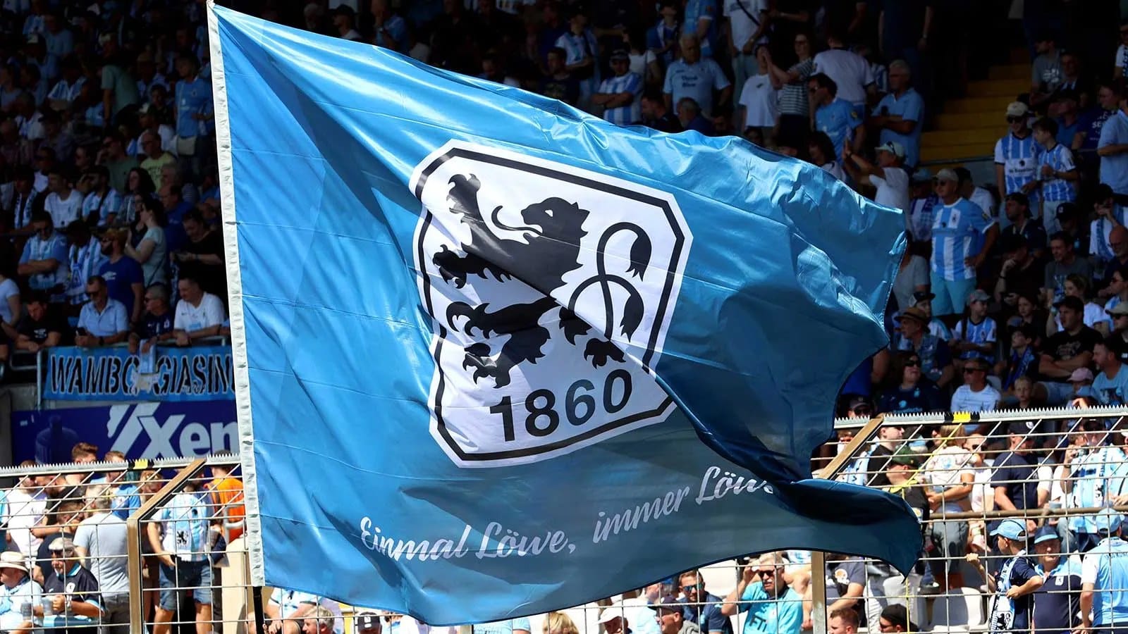 1860 Munich close to signing Phil Collins's son amid financial uncertainty — Goal
