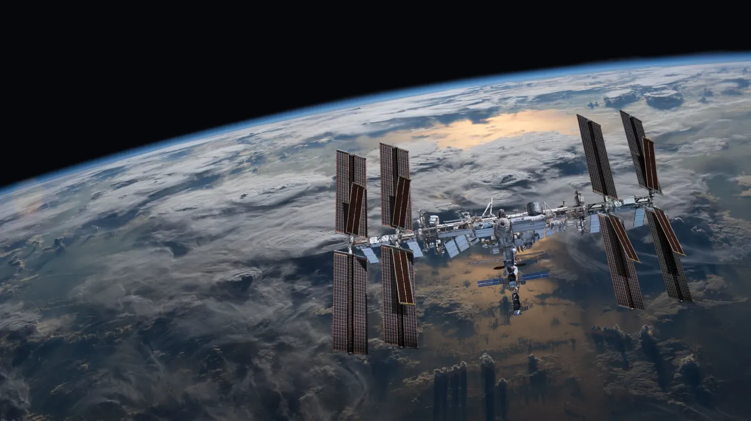 Digital Resource Hub: International Space Station — NASA Science