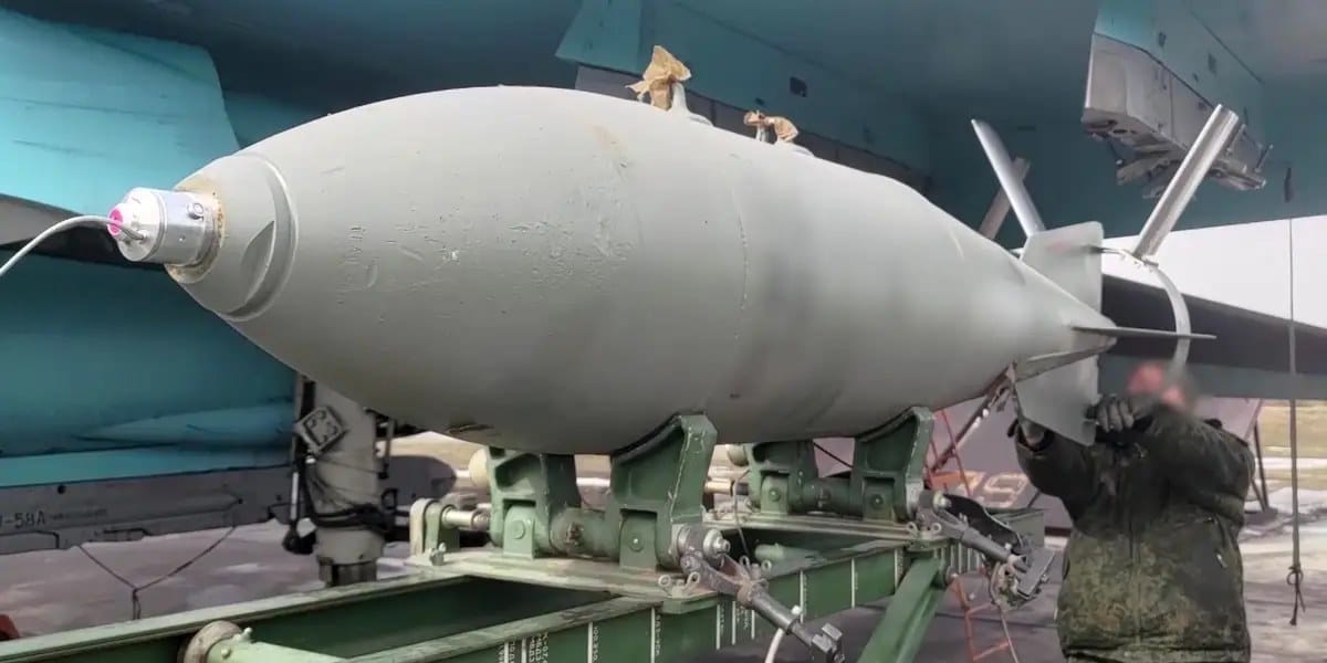 UK: Russia's glide-bomb mishaps point to crew fatigue and poor training — Businessinsider
