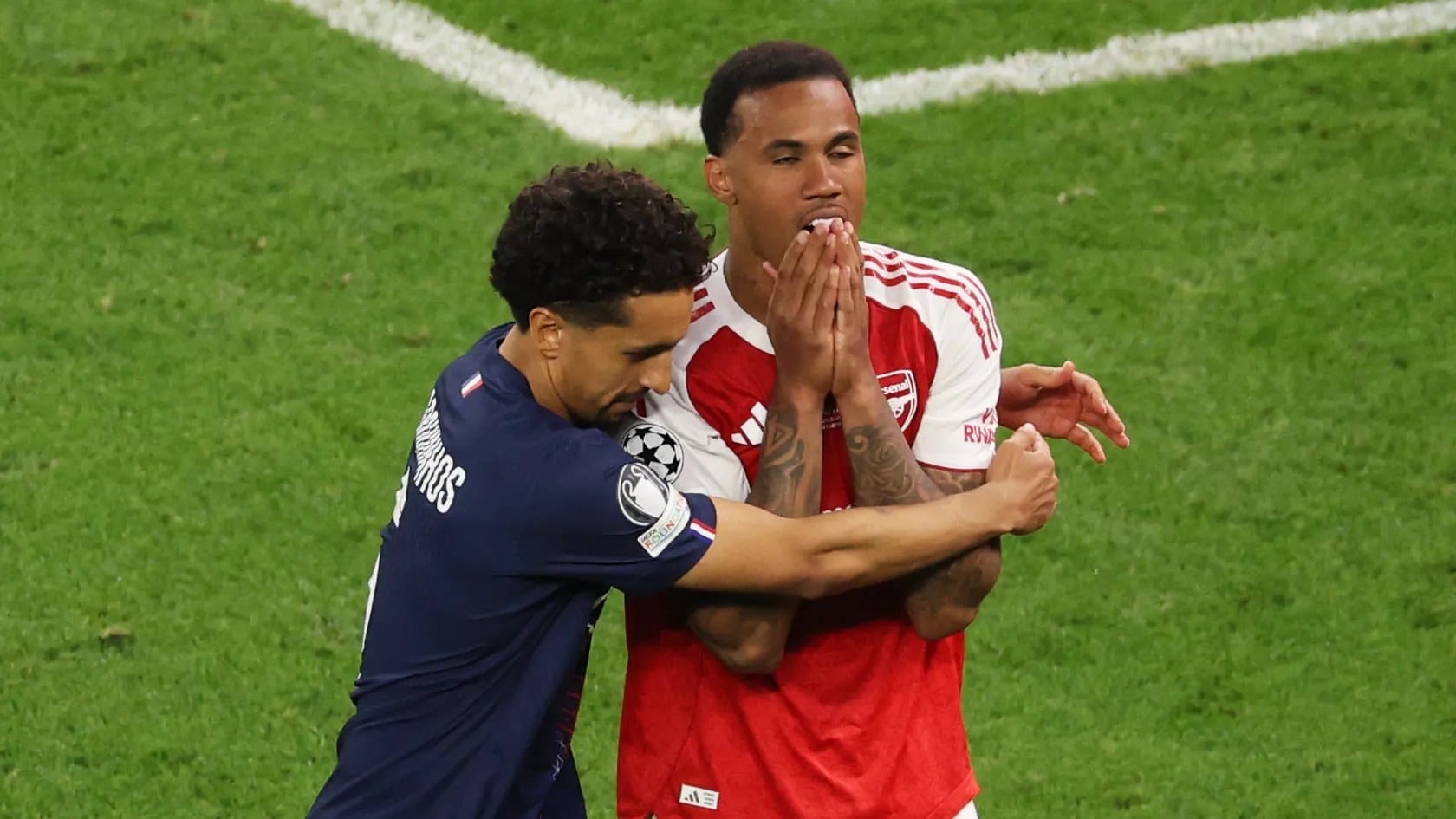 Marquinhos consoles Gabriel after Champions League penalty miss — Goal