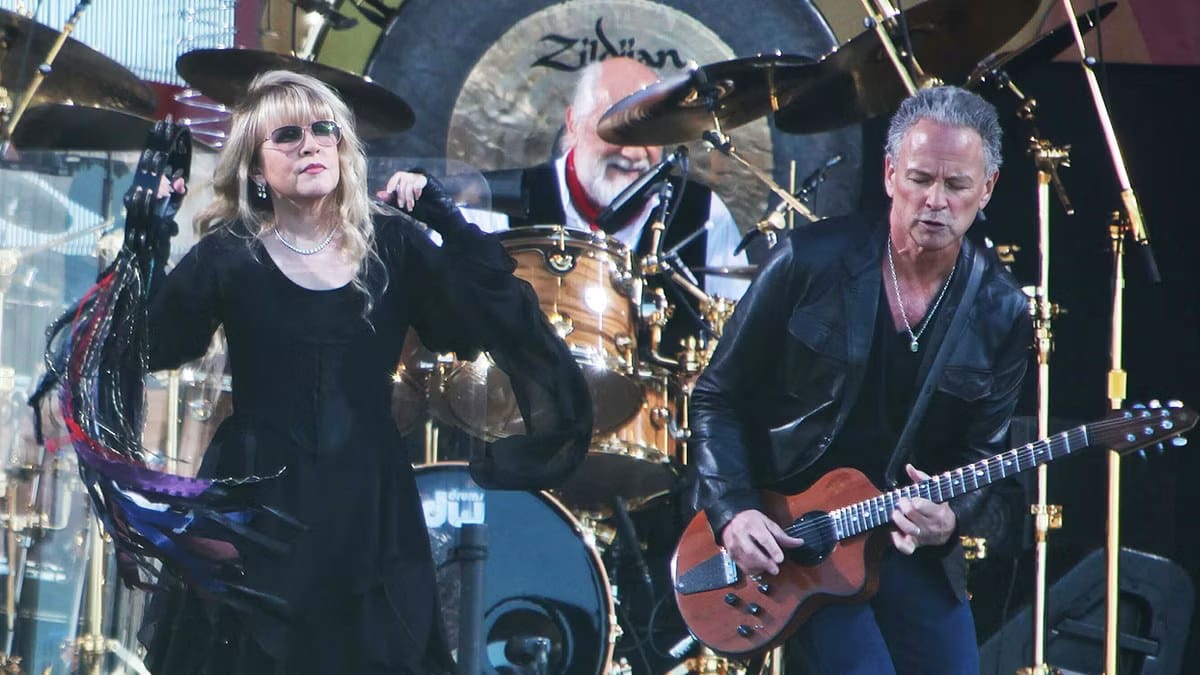 Fleetwood Mac's Most Devastating Breakup Song Is Also Their Greatest — Collider