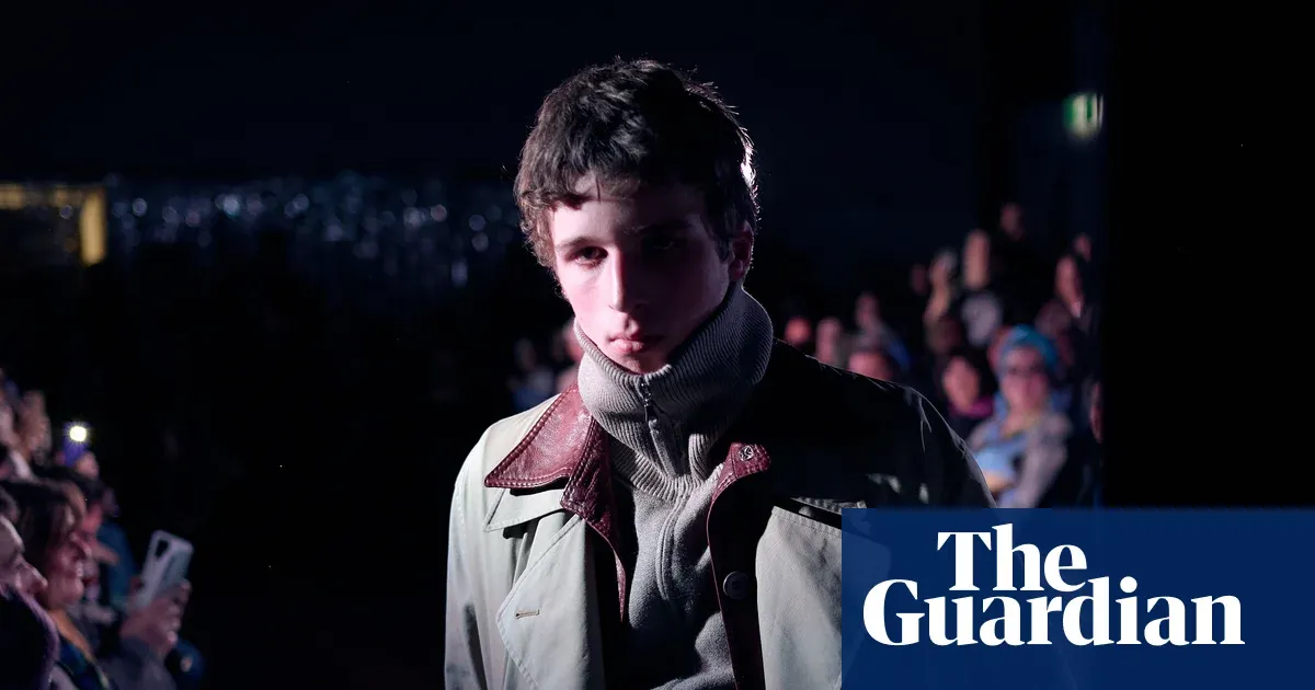Vinnies volunteers stage op-shop fashion show — Lifestyle | The Guardian