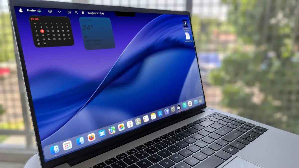 PearOS pursues Liquid Glass look for Linux desktop — Latest news