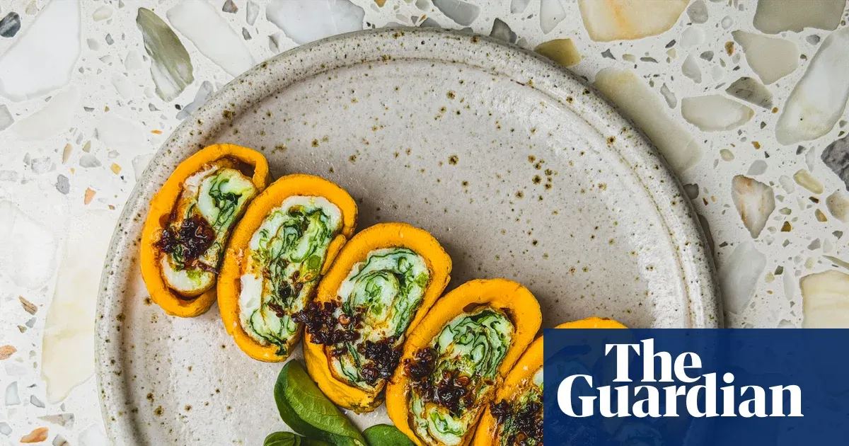 How to turn leftover dressed salad into an Asian lettuce omelette — Lifestyle | The Guardian