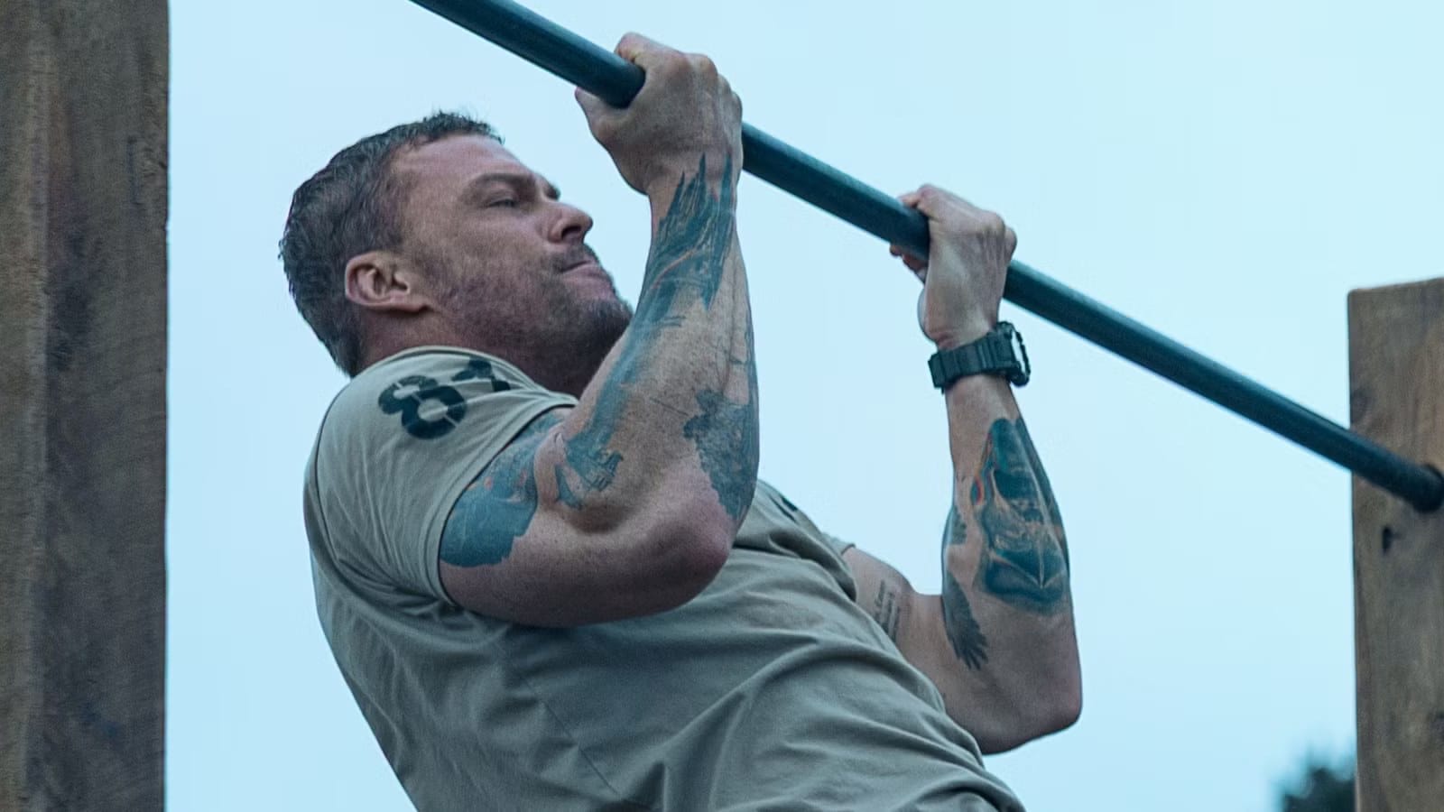 Alan Ritchson's War Machine Reaches Netflix Top-Ten Milestone — Movieweb